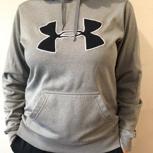 Under Armour Women’s MD Sweatshirt / Hoodie